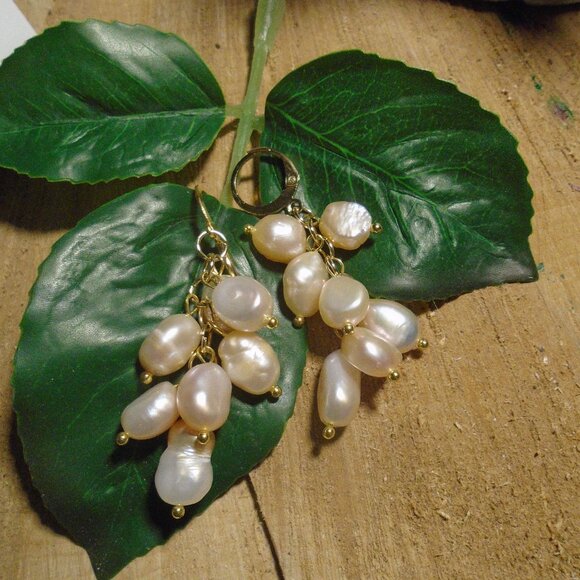 Peach Puff Pearl Dangle earrings, Lucky 7 freshwater potato pearls on huggie - Picture 2 of 7